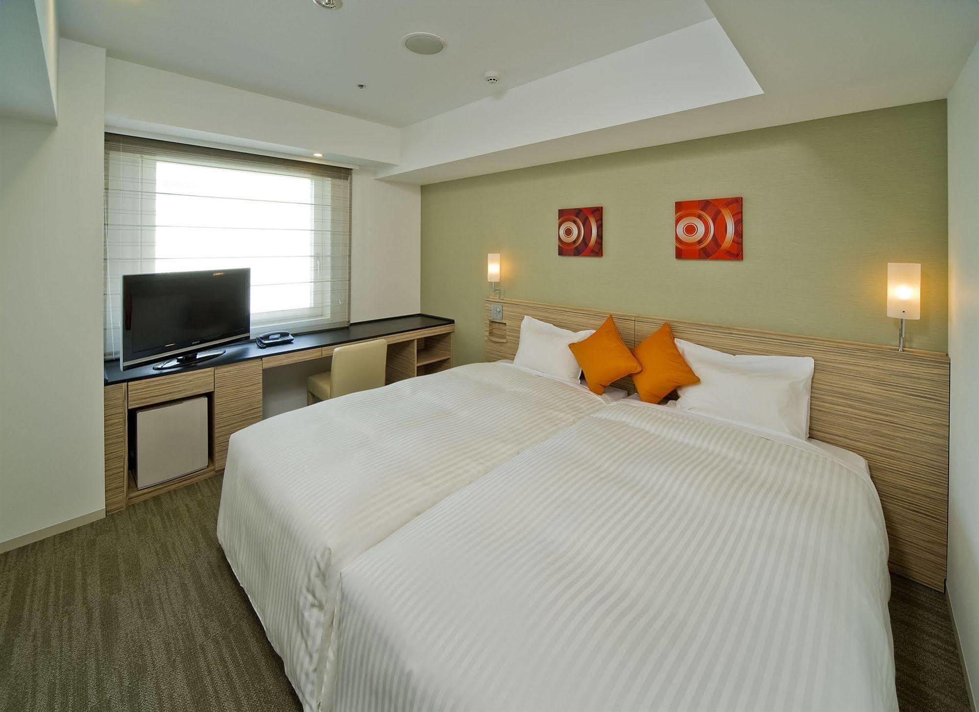 Sotetsu Fresa Inn Yokohama Totsuka Exterior foto
